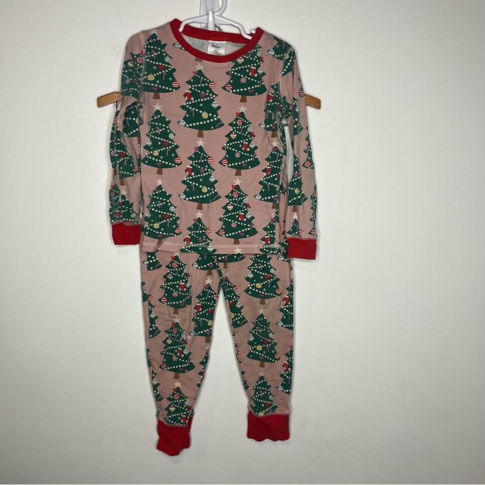 Boden glow in the‎ dark Christmas tree pajamas girls size 7Y holiday long sleeve
